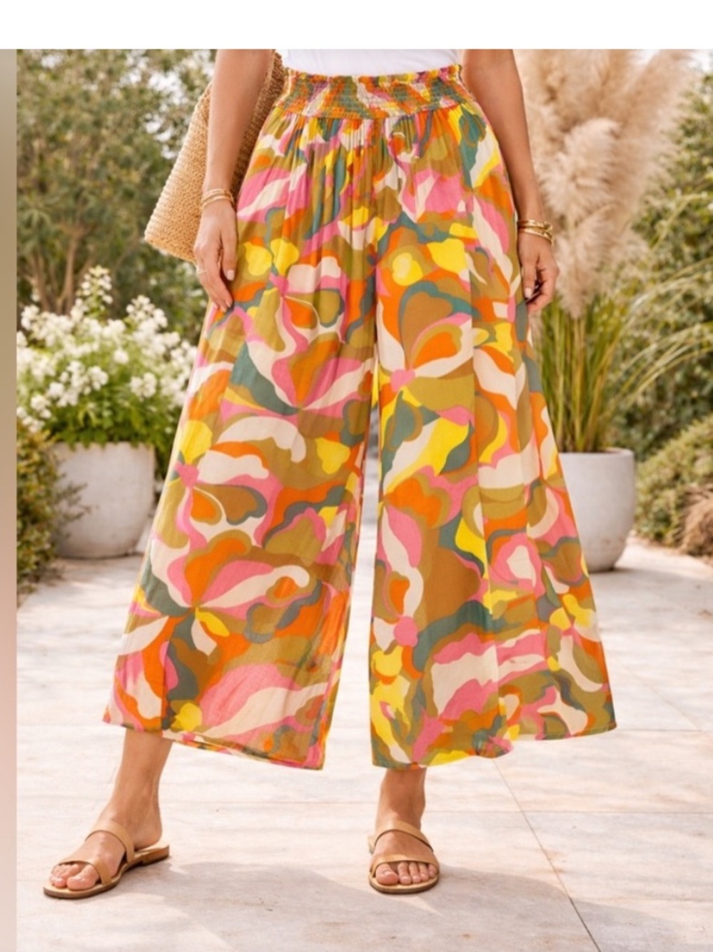 True Destinations Super Wide Leg Retro Palazzo Pants. Resort wear. Maximalist. L